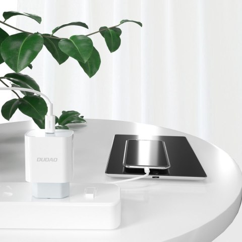 Szybka ładowarka sieciowa EU USB-C PD + przewód Lightning do iPhone 1m biały