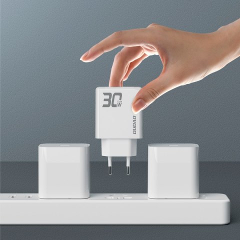Ładowarka sieciowa GaN A30EUL 30W USB-A USB-C + kabel USB-C - Lightning - biała