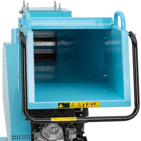 Łuparka rębak spalinowy do drewna gałęzi o śr. 12 cm 6.5 l 18 KM